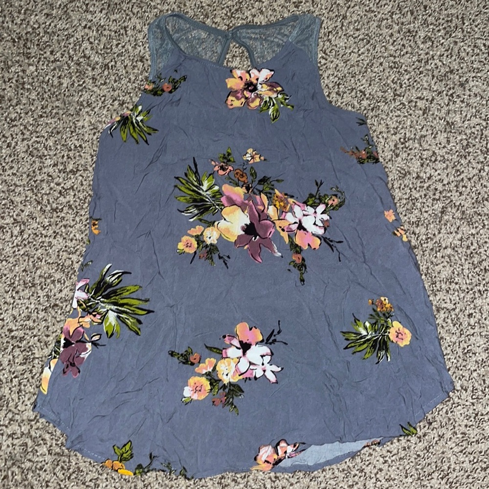 Floral, open back tank top